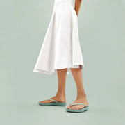 IQUSHION X PANTONE Flip-Flops
