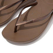 iQUSHION Ergonomic Flip-Flops
