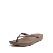 iQUSHION Ergonomic Flip-Flops