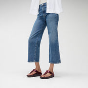 FINO Beadie-Button Metallic Toe-Post Sandals